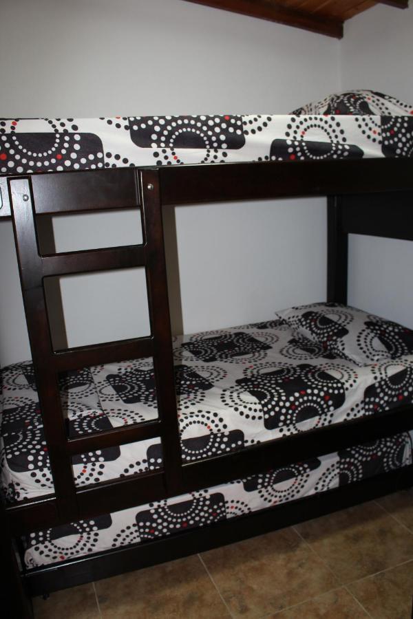 Casa Estadio Medellin ! Apartamentos Renovados En Excelente Ubicacion Laureles Estadio Екстер'єр фото